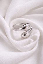Load image into Gallery viewer, Crossover Ring - Silver