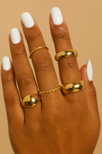 Load image into Gallery viewer, 6 Metallic Smooth Ring Set