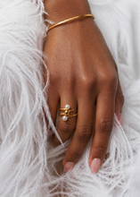 Load image into Gallery viewer, The Day-To-Night Ring - Gold