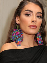 Load image into Gallery viewer, Floral Pattern Drop Earrings