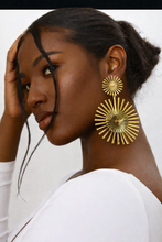 Load image into Gallery viewer, Fan of You - Gold