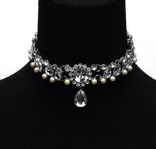 Load image into Gallery viewer, Infinity Necklace - Shades of Beautii Collection